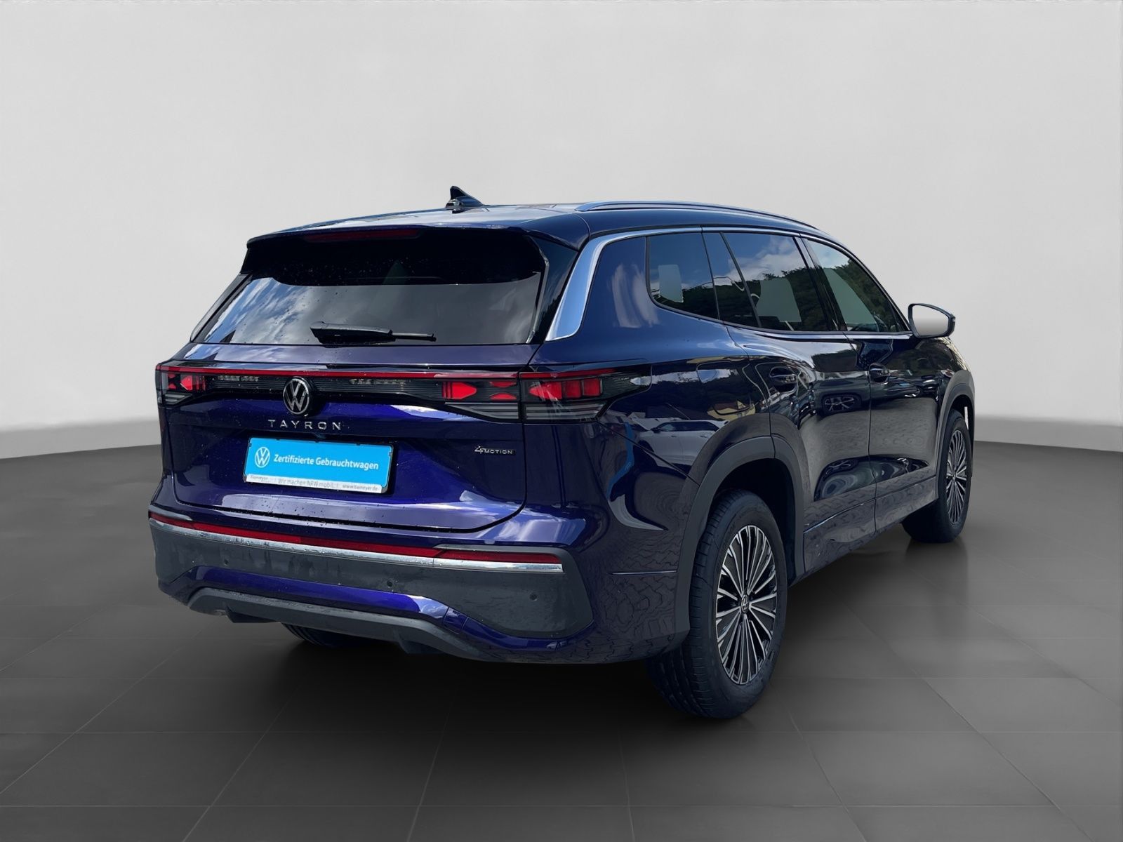 Volkswagen Tayron 2.0 TSI 4M ELEGANCE STHGZ MATIX AHK HuD foto 3