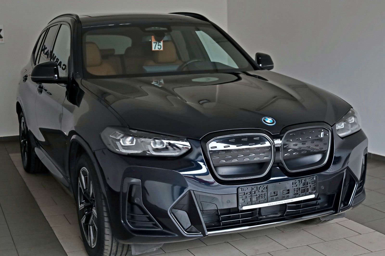 Fahrzeugabbildung BMW iX3 Inspiring Shadow-Line,Leder,Navi,Panora,360°