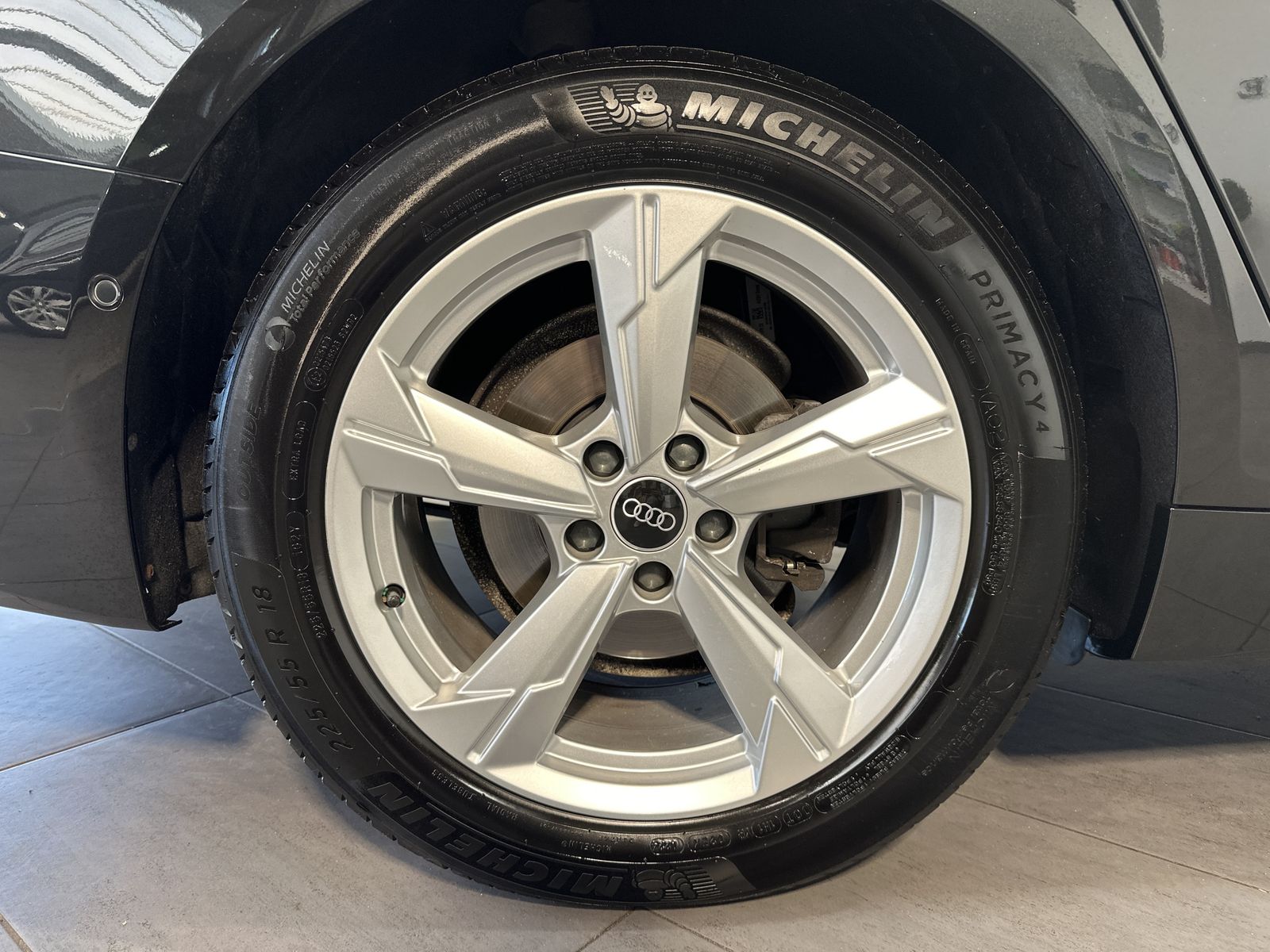 Fahrzeugabbildung Audi A6 Avant 40 TDI Qu Sport NAV+LED+KAMERA+PANO+SHZ