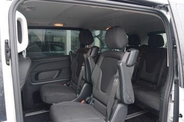 Mercedes V 220 - 7