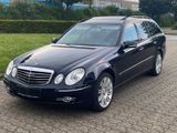 Mercedes-Benz E 320 CDI T AVANTGARDE LEDER XENON ACC SHZ KLIMA - Mercedes-Benz E 320: Kombi