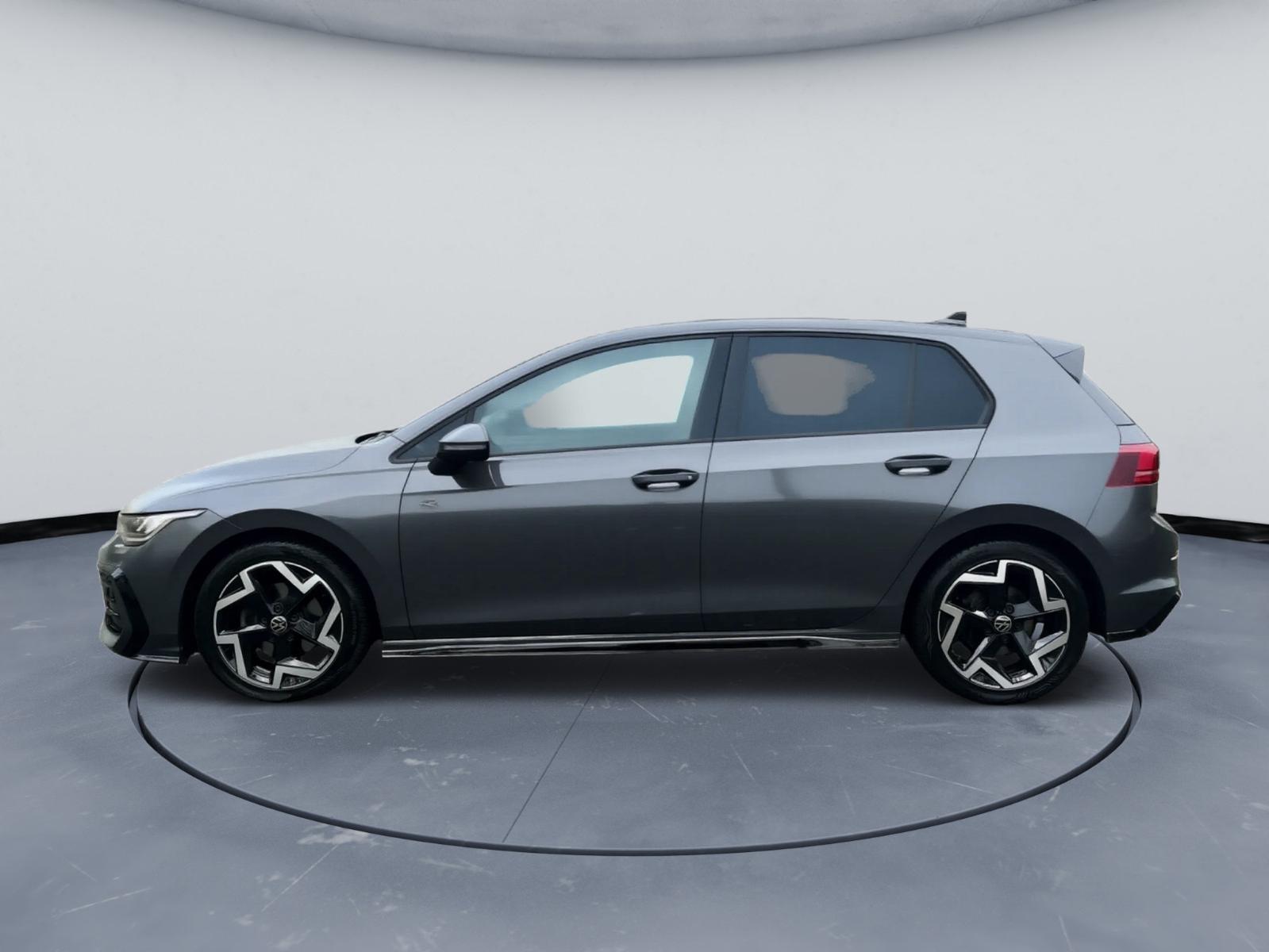 Volkswagen Golf VIII Lim 1.5 TSI R-Line-LED-KAM-NAVI-GARANT, миниатюра 3