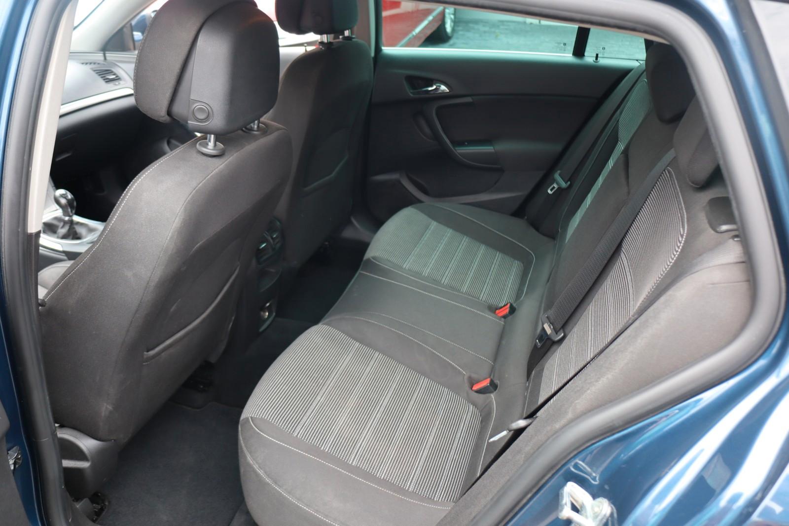Opel Insignia 2014 — photo 9