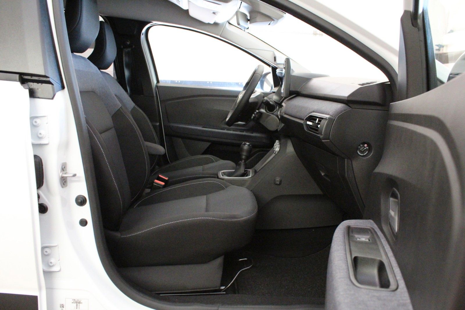 Fahrzeugabbildung Dacia Jogger TCe 110Expression MY26 *Winterp.*