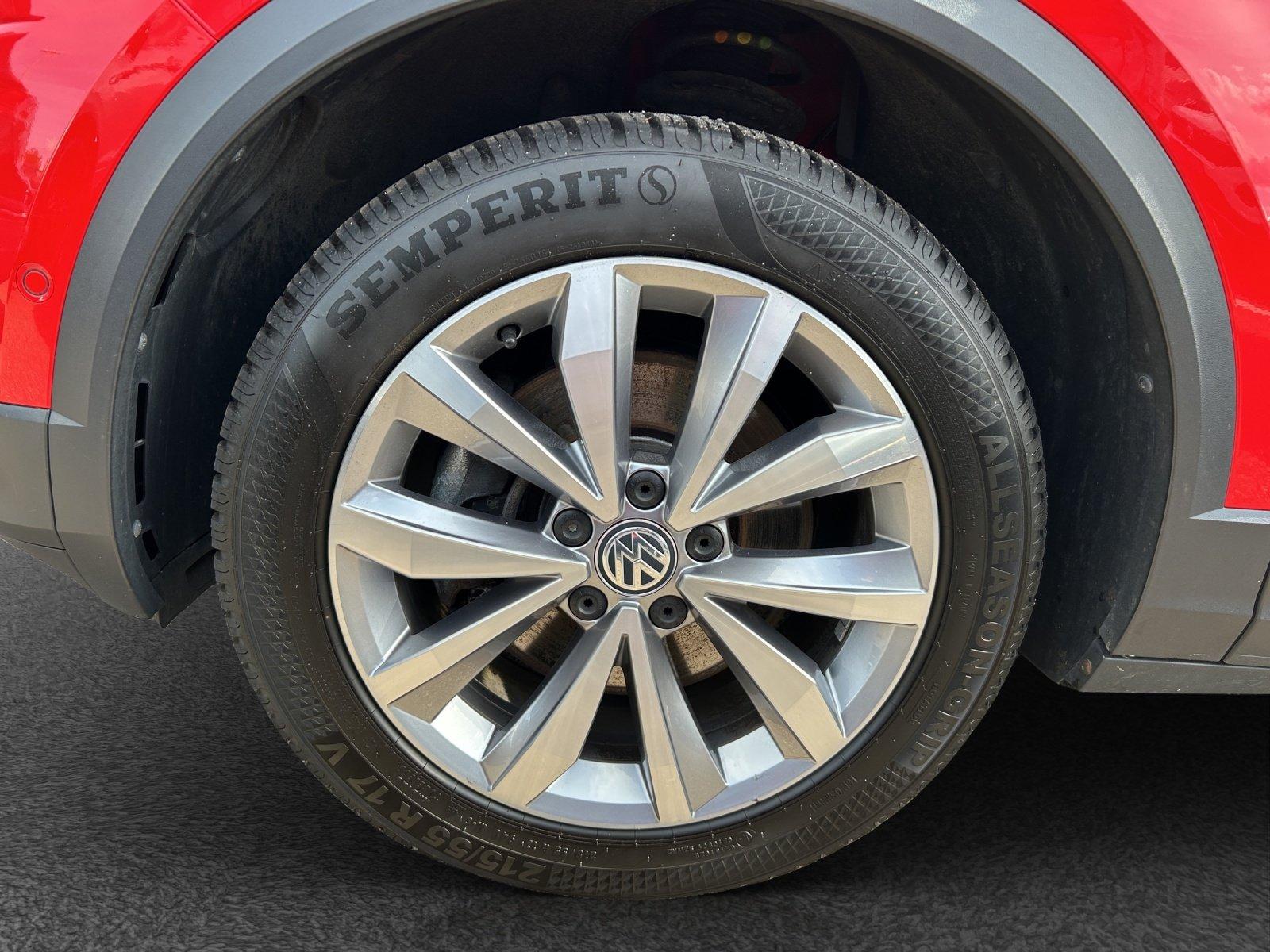 Volkswagen T-Roc 1.5 TSI DSG Style ACC BEATS LED LEDER NAVI
