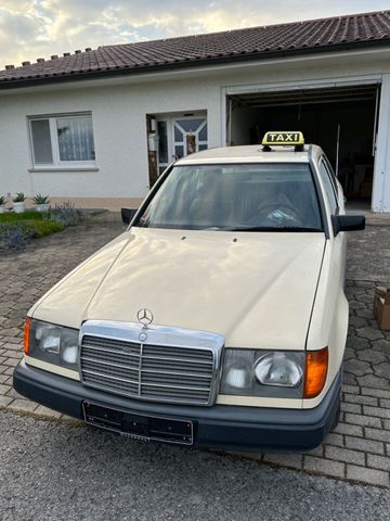 Mercedes-Benz W124 250D, Taxi-Look, erst 205tkm, Voll-Leder