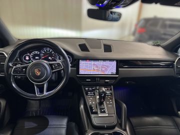 Porsche Cayenne - 7
