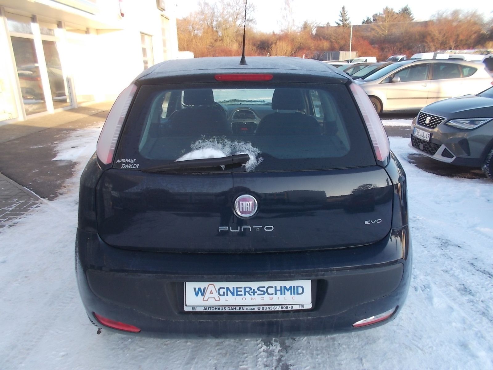 Fahrzeugabbildung Fiat Punto EVO 1.2 8V Active + Klima wenig Kilometer