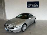 Alfa Romeo GTV Spider 1.8i 16V Twin Spark con ce - silberne Alfa Romeo GTV