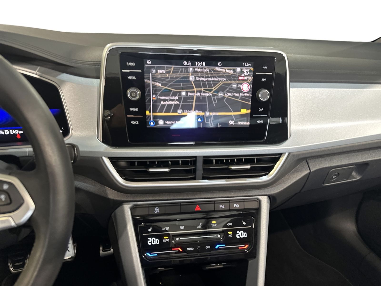 Volkswagen T-Roc - Bild 16