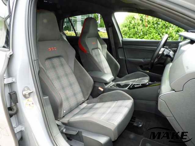Golf GTI 2.0 TSI DSG BLACK DCC NAV+ ACC IQ.L RFK