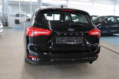 Fahrzeugabbildung Ford Focus 1,5 EB Trend Turnier KLIMA + Winter Paket