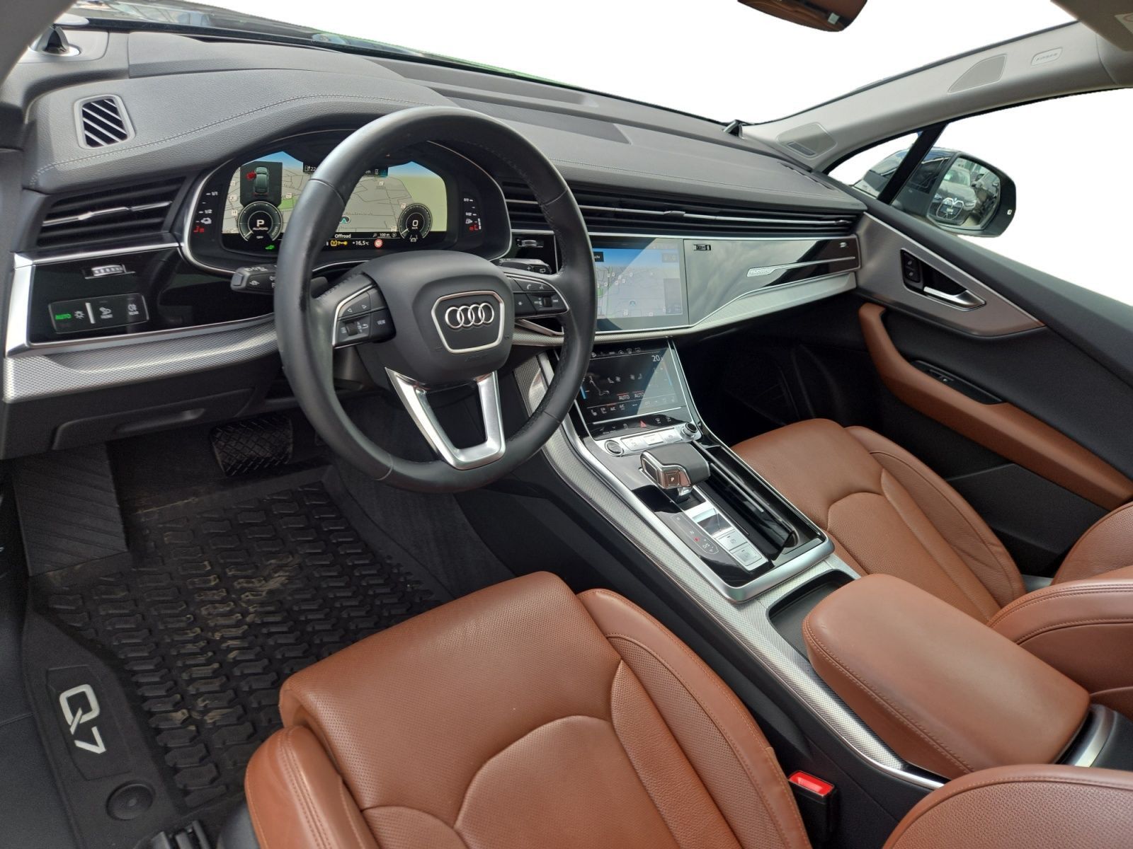 Audi Q7 S line 55 TFSI e LUFT AHK B&O HUD PANO 21 36 foto 4