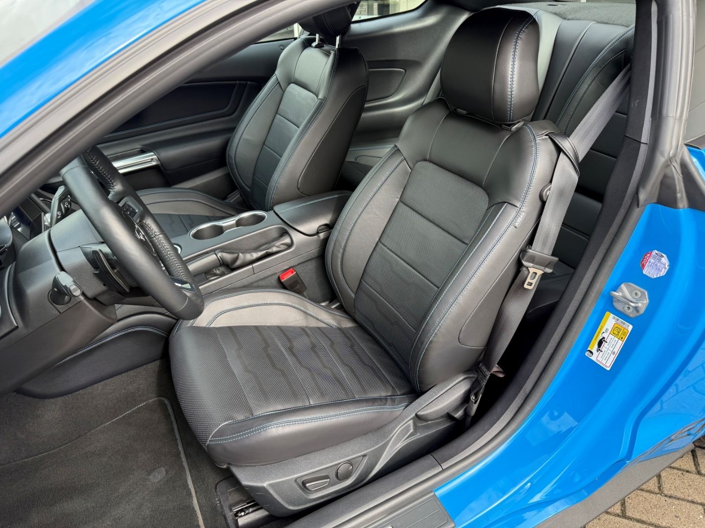 FORD Mustang Ti-VCT V8 GT 5.0 Klimasitze Navi 8Fach C - Image 13
