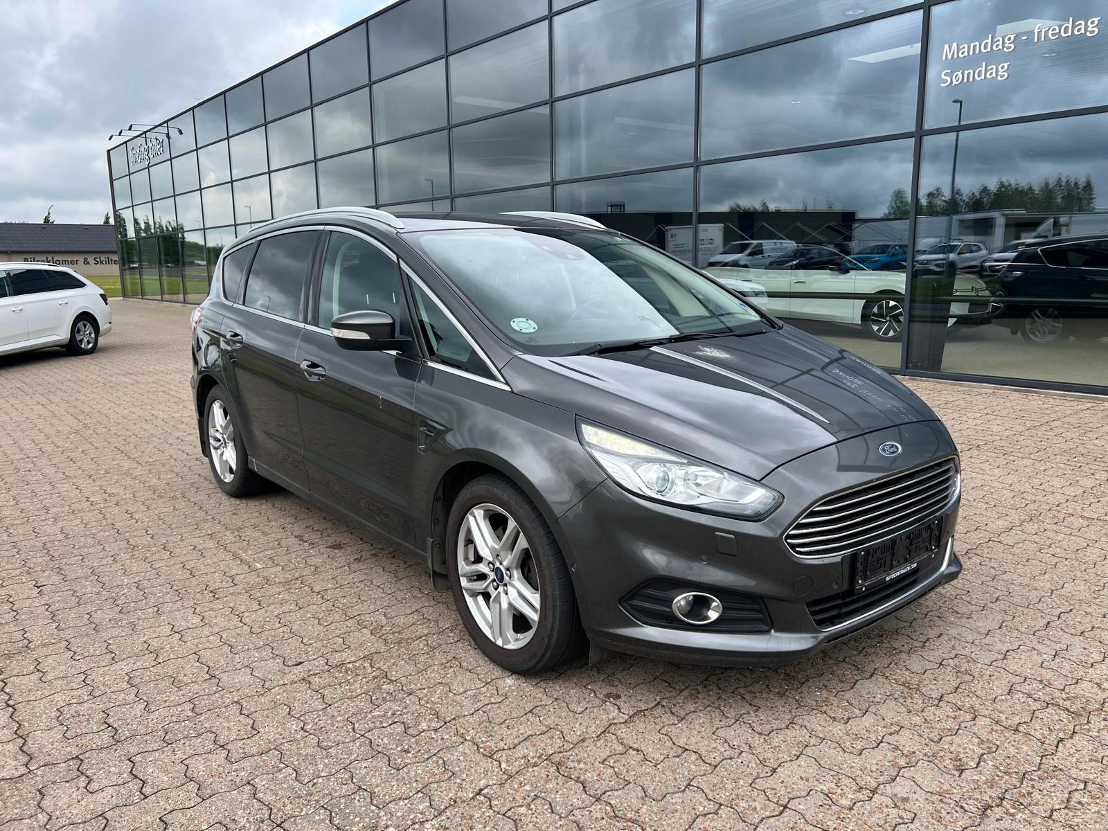 Ford S-Max S-MAX Titanium