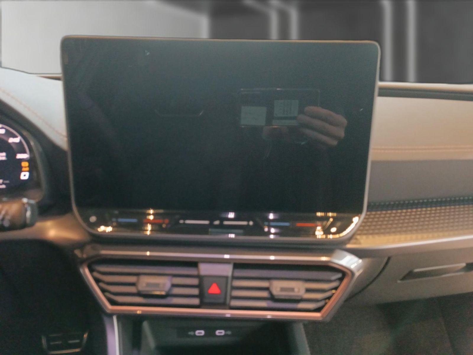 Cupra Leon 1.5 e-Hybrid VZ DSG *MATRIX*ACC*NAV*SHZ*
