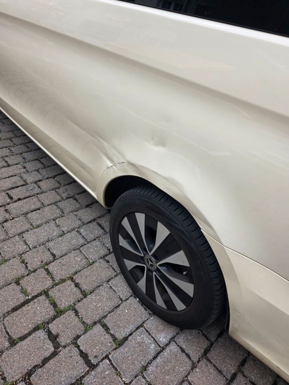 Image of Mercedes-Benz Vito