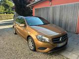 Mercedes-Benz Mercedes A 200 CDI - Mercedes-Benz A 200 aus 2013 mit Diesel-Antrieb: Limousine