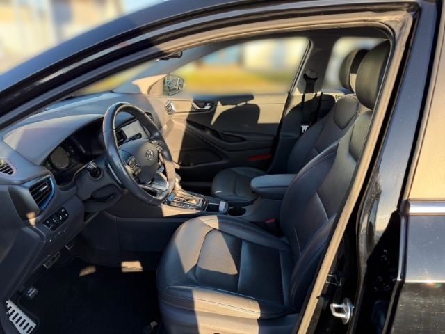 Fahrzeugabbildung Hyundai IONIQ Premium Hybrid Navi Leder Memory Sitze Sou