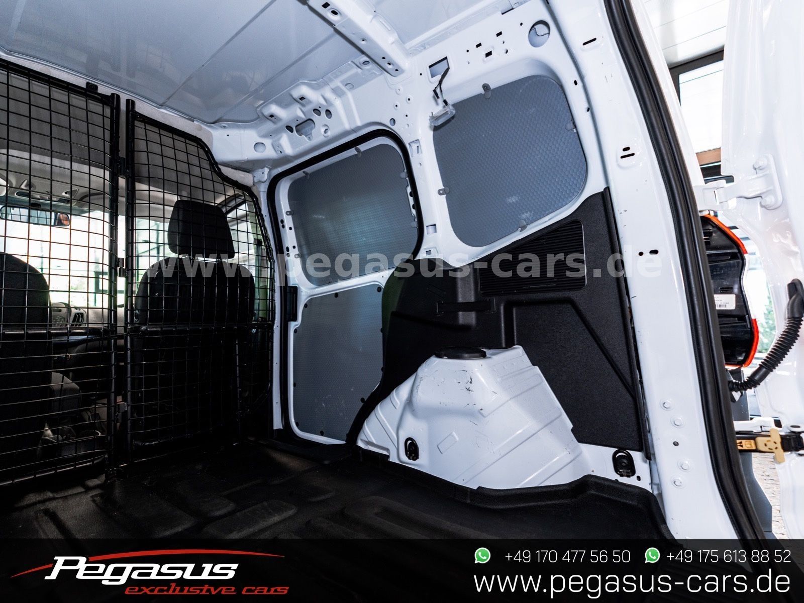 FORD Transit Courier - 36