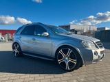 Mercedes-Benz Mercedes ML W164 AMG - aus 2007: Mercedes Ml