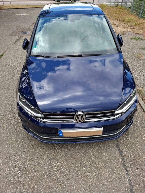 Image of Volkswagen Golf Sportsvan