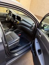 Hyundai TUCSON 1.6 T-GDI Premium 4WD DCT Premium - Hyundai TUCSON von privat
