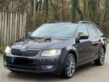 Skoda Octavia Laurin & Klement 2.0 DSG - Skoda Octavia: Laurin Klement