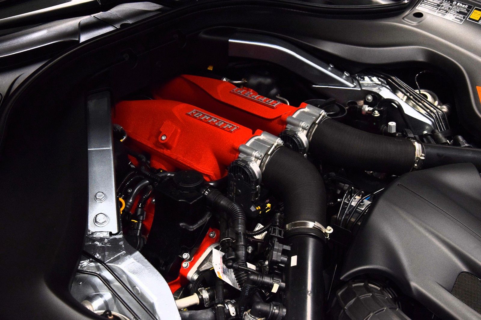 Fahrzeugabbildung Ferrari Portofino ACC Kamera Display Garantie  ADAS 1.Ha