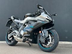 CFMOTO 675 SR-R NEBULA BLACK +++ SOFORT VERFÜGBAR