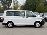 Volkswagen T6.1 Caravelle 2.0 TDI KLIMA 9-SITZER PDC 1HAND - Volkswagen T6 Caravelle in München