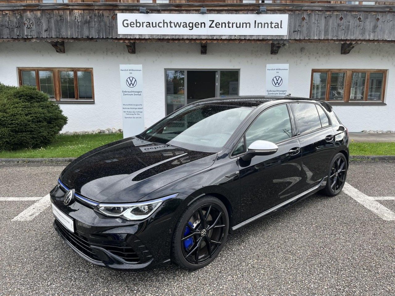 Volkswagen Golf VIII R 2,0 TSI 4Motion DSG (ACC Navi LED) foto 2
