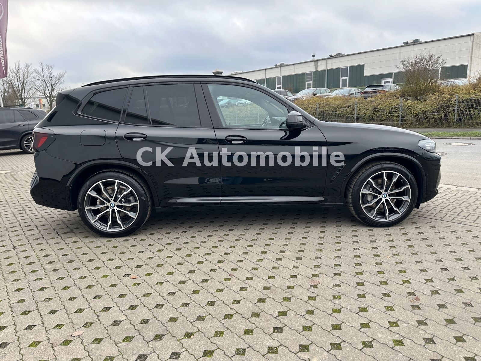 Fahrzeugabbildung BMW X3 xDrive30d M-Sport/Navi/Pano/LED/Kam/AHK