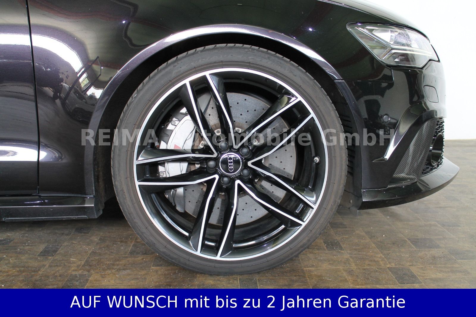 Fahrzeugabbildung Audi RS 6 Avant 4.0 TFSI quattro performance, Matrix