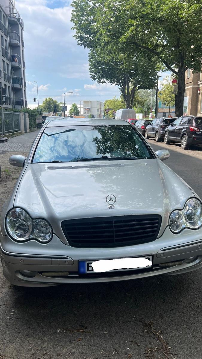 Mercedes-Benz C 200