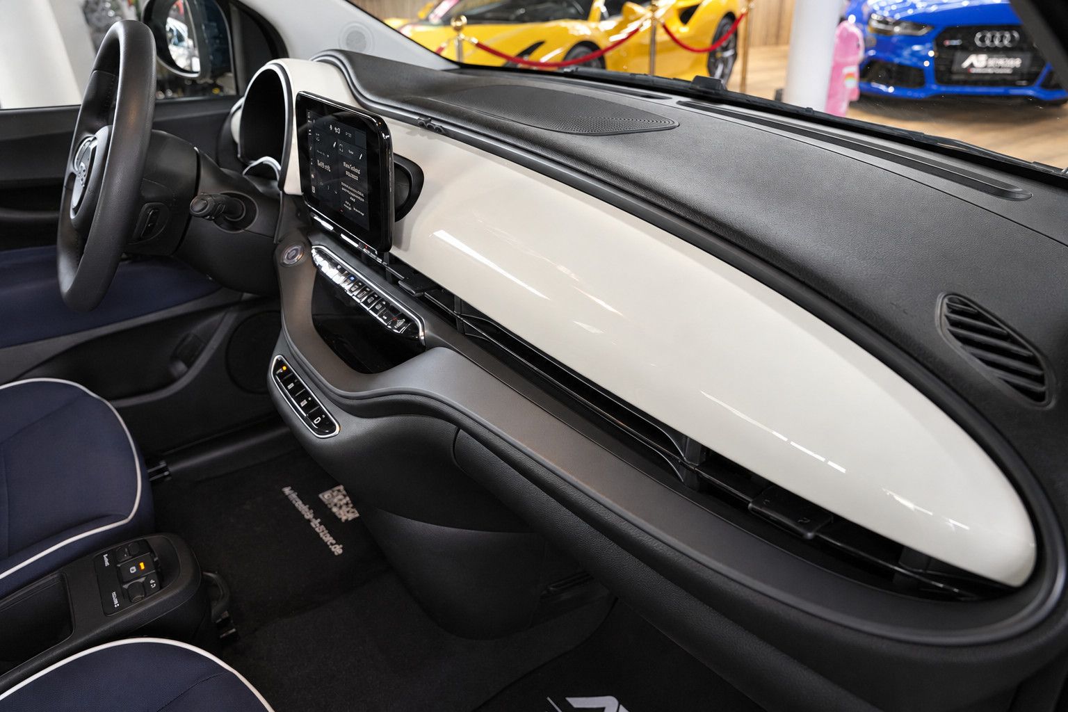 Fahrzeugabbildung Fiat 500 e Action *Klima*Sonderlackierung*Bluetooth