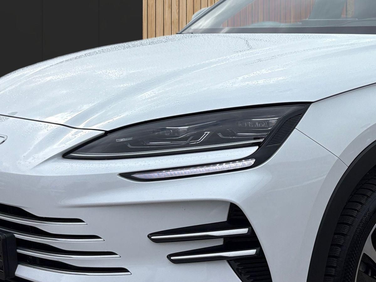 BYD SEAL