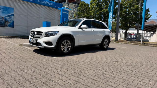 MERCEDES-BENZ GLC 250 4MATIC Autom. -