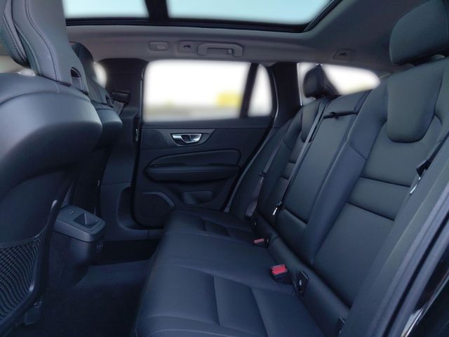 VOLVO V60 B4 (Bild 22 von Array)