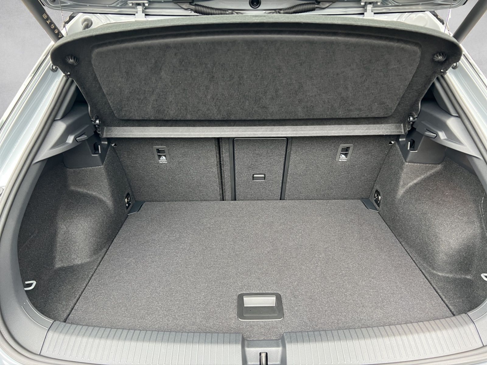 T-Roc R-Line 1.5 TSI DSG LED*Navi*ACC