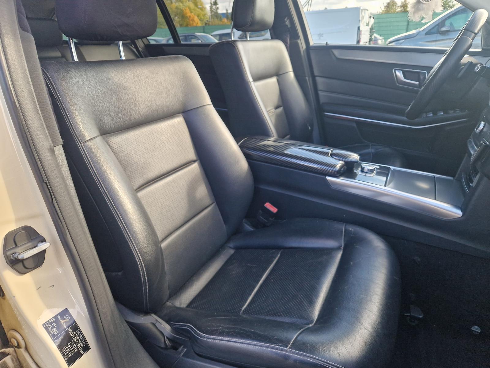Mercedes-Benz E200 2015 — photo 13