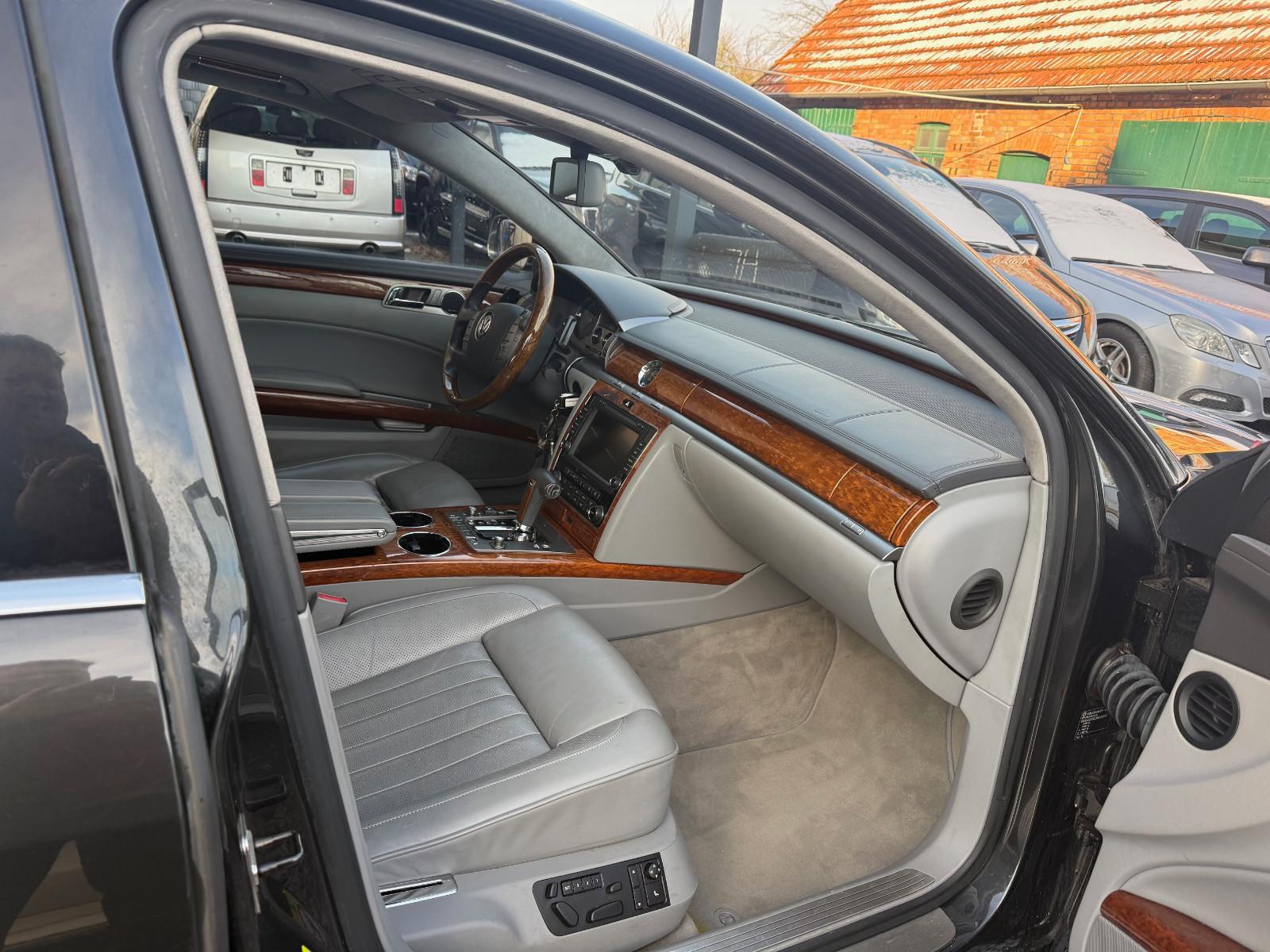 Volkswagen Phaeton 4.2 V8 4Motion lang+LPG Gas+Voll+