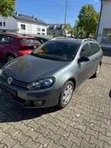 Volkswagen Golf VI Variant Style 1.Hand,Navi,Pdc,Tempomat - Volkswagen Golf aus 2011: Variant