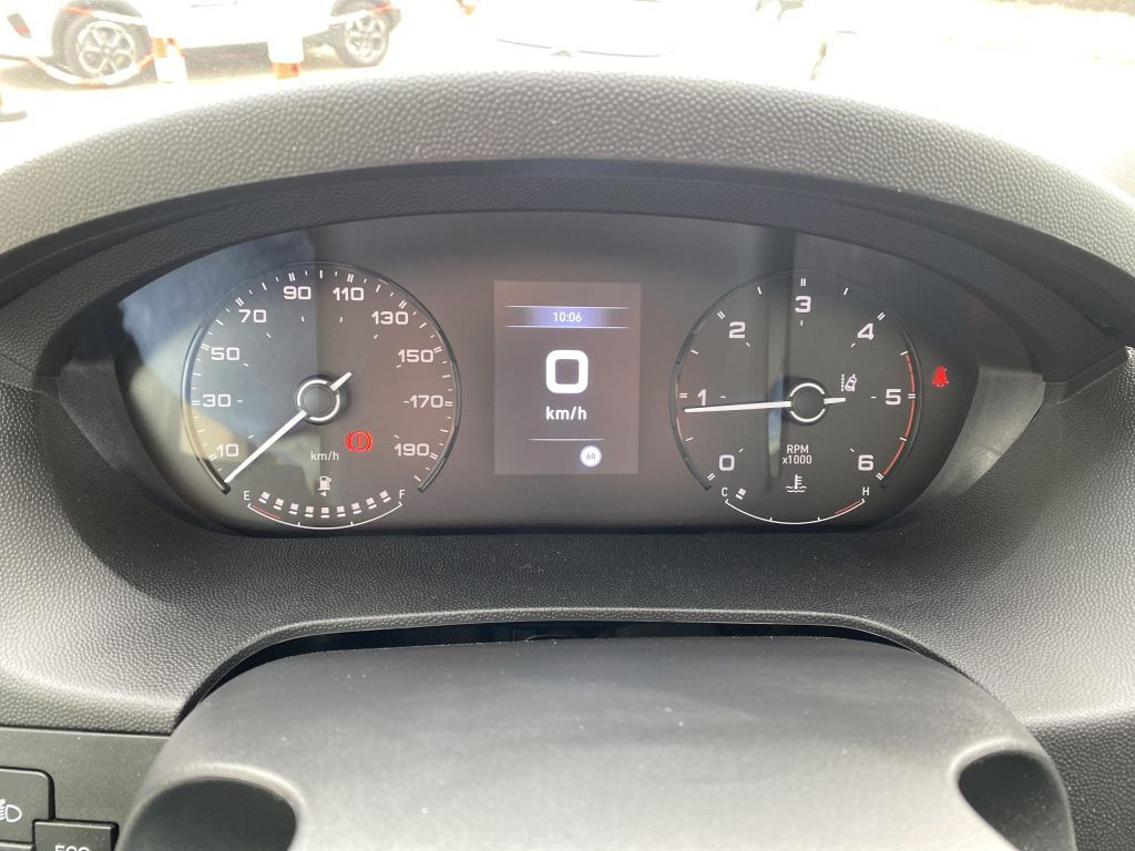 Fahrzeugabbildung Citroën Jumper 2.2 BlueHDi 140 L3H2 *NAVI*Allwetterreife