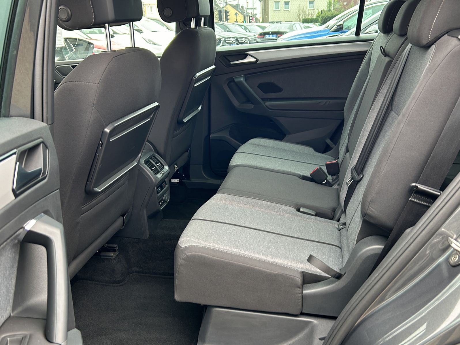 Fahrzeugabbildung SEAT Tarraco 2,0 TDI Style7 Sitzer MATRIX