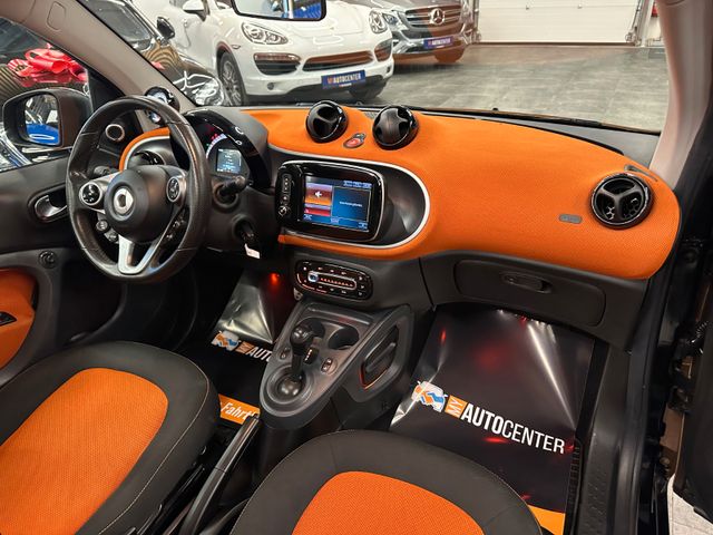Smart ForTwo cabrio *2. Hand*Klima*SHZ*AHK*Kamera*Navi