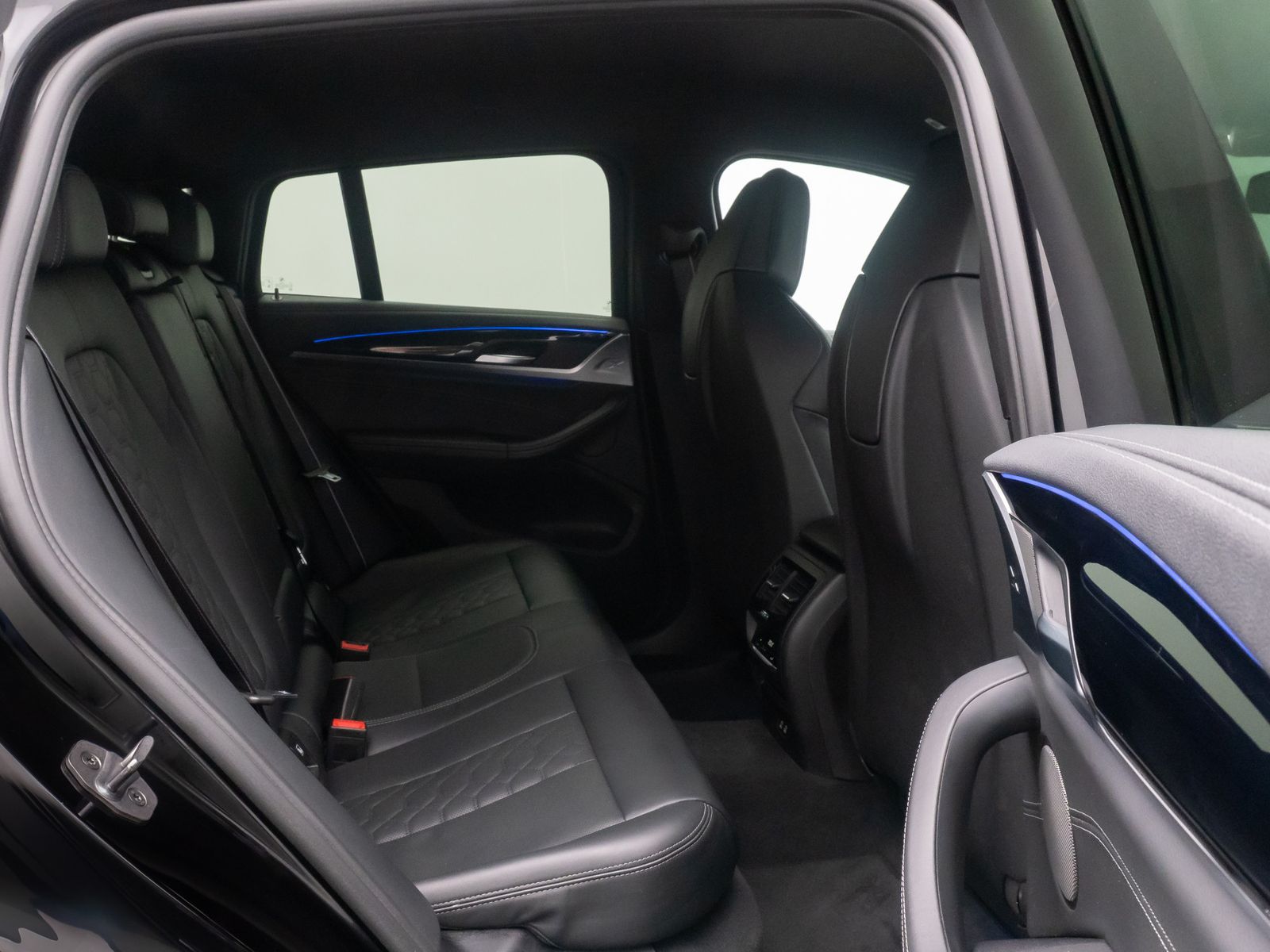 Fahrzeugabbildung BMW X4 M Competition 360° DAB Komfort HUD H/K 21Zoll