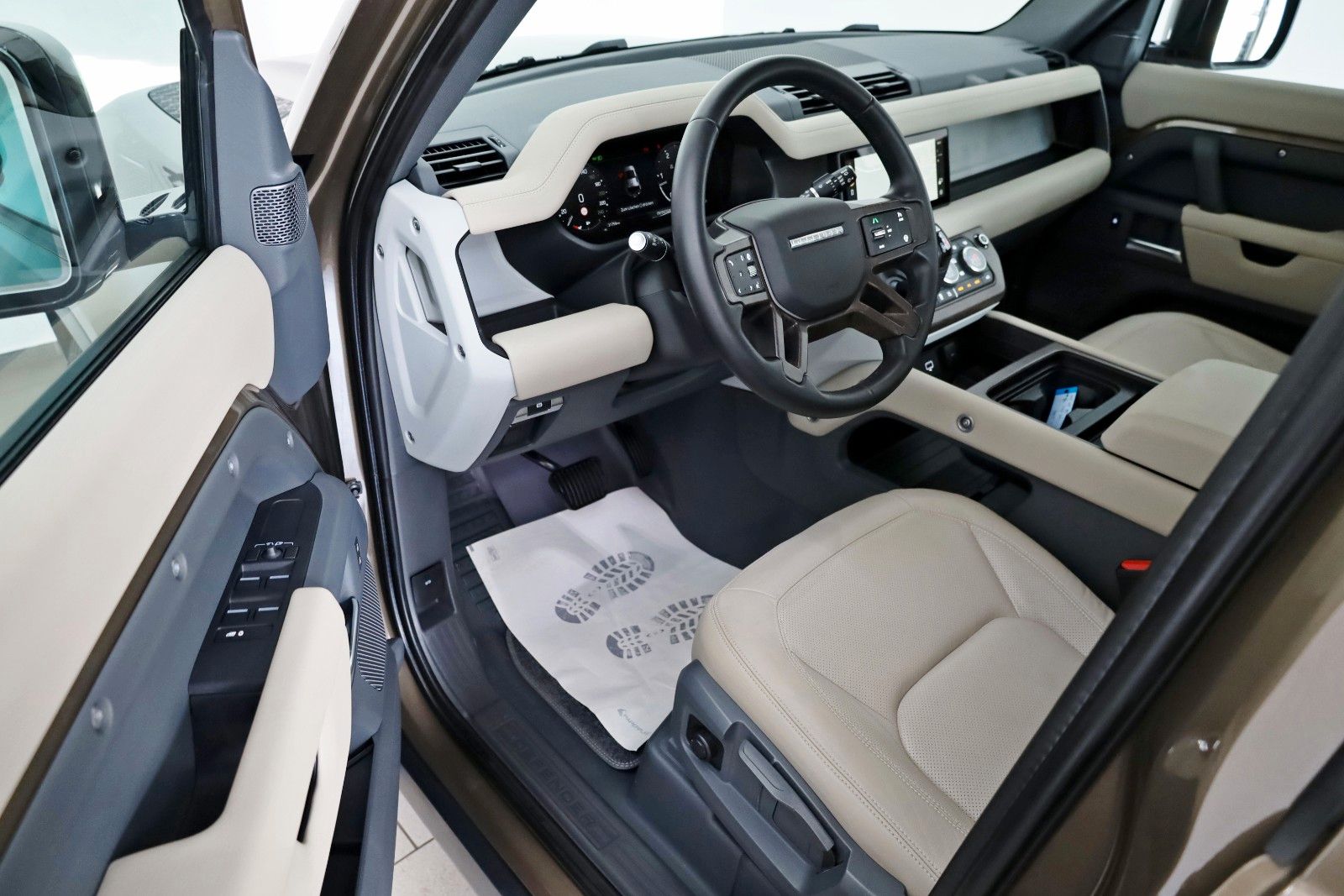 Fahrzeugabbildung Land Rover Defender 110 S,Luftfeder,ACC,360Kamera,AHK SR+WR