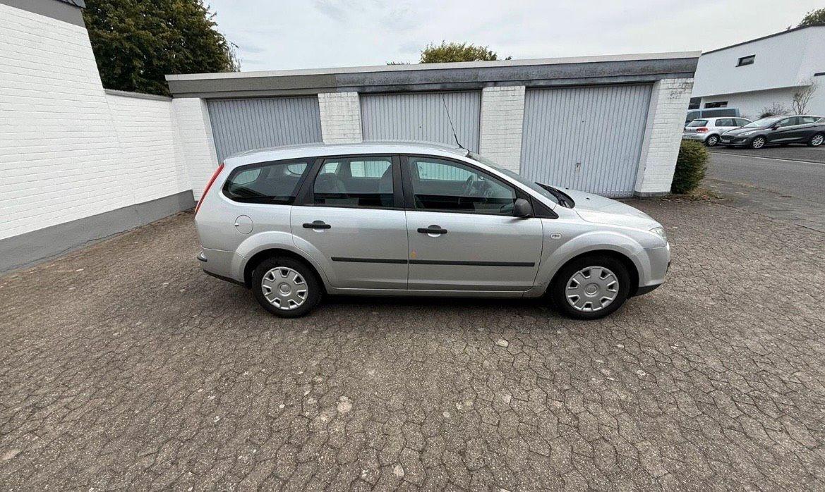 Ford Focus 2006 — engine 101 HP (74kW)