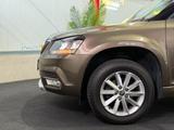 Skoda Yeti Ambition*AUTOMATIK*AHK*CARPLAYVOR.*SHZG*ALU - Skoda Yeti mit Benzin-Antrieb: Geländewagen